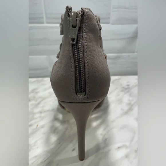 BCBGeneration Heels - Picture 3 of 4